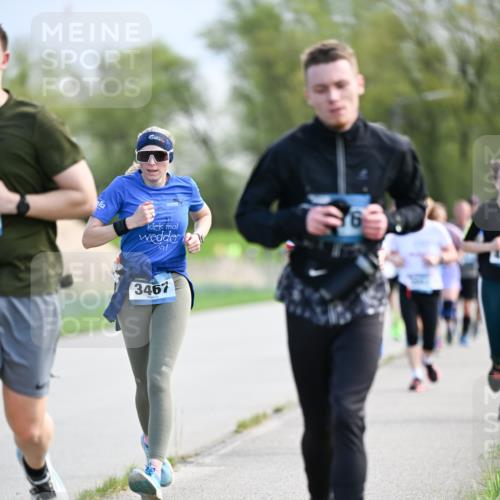 07.04.2024 - 43. Internationalen Wilhelmsburger Insellauf Dr. Thomas Lammeyer http://msf.ph/oto/6049392 07.04.2024 11:14:40 Laufen 3467 meine-sportfotos.de