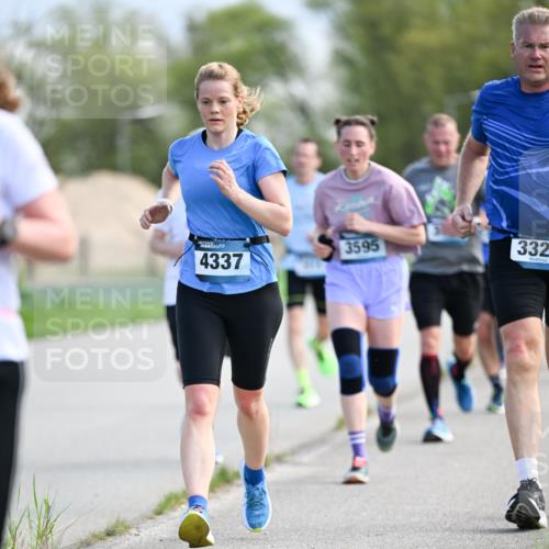 07.04.2024 - 43. Internationalen Wilhelmsburger Insellauf Dr. Thomas Lammeyer http://msf.ph/oto/6049431 07.04.2024 11:14:48 Laufen 4337, 3595, 332 meine-sportfotos.de
