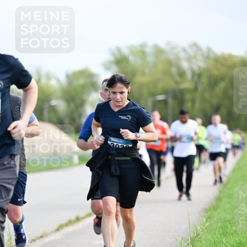 07.04.2024 - 43. Internationalen Wilhelmsburger Insellauf Dr. Thomas Lammeyer http://msf.ph/oto/6049462 07.04.2024 11:14:56 Laufen  meine-sportfotos.de
