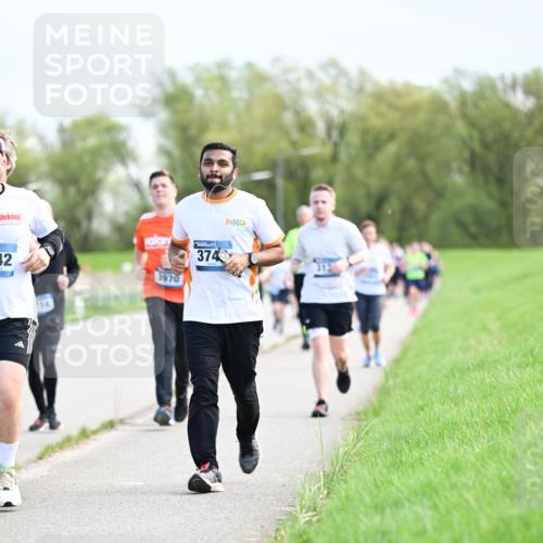 07.04.2024 - 43. Internationalen Wilhelmsburger Insellauf Dr. Thomas Lammeyer http://msf.ph/oto/6049483 07.04.2024 11:15:00 Laufen 42, 714, 3740 meine-sportfotos.de