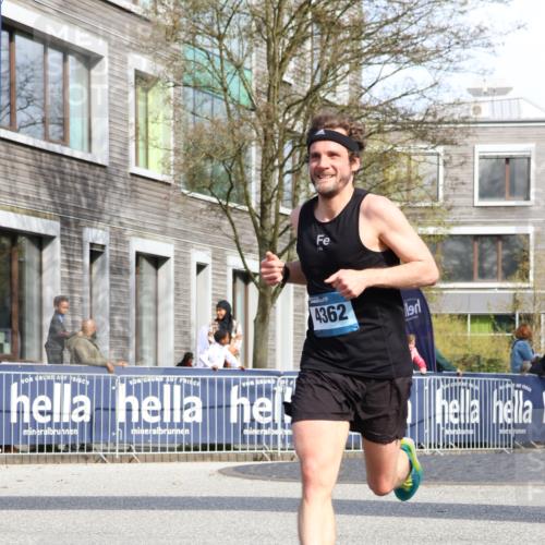 07.04.2024 - 43. Internationalen Wilhelmsburger Insellauf Strokosch-Dieckow http://msf.ph/oto/6049500 07.04.2024 11:18:44 Ziel 3209, 4362 meine-sportfotos.de