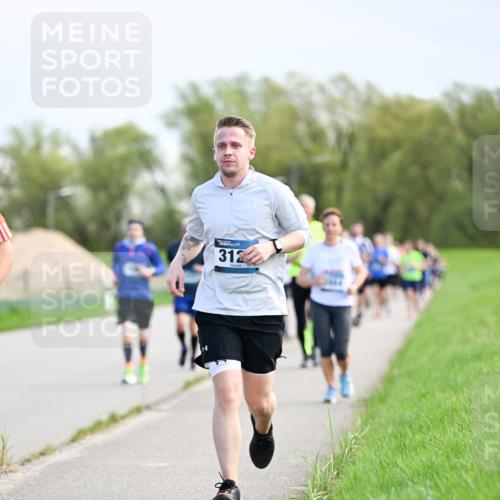 07.04.2024 - 43. Internationalen Wilhelmsburger Insellauf Dr. Thomas Lammeyer http://msf.ph/oto/6049505 07.04.2024 11:15:04 Laufen 312 meine-sportfotos.de