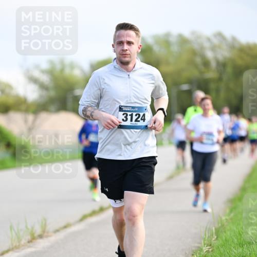 07.04.2024 - 43. Internationalen Wilhelmsburger Insellauf Dr. Thomas Lammeyer http://msf.ph/oto/6049514 07.04.2024 11:15:05 Laufen 43, 3124 meine-sportfotos.de