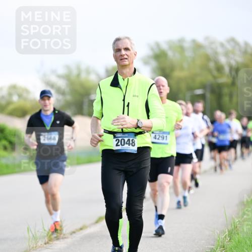 07.04.2024 - 43. Internationalen Wilhelmsburger Insellauf Dr. Thomas Lammeyer http://msf.ph/oto/6049548 07.04.2024 11:15:11 Laufen 2048, 4291 meine-sportfotos.de