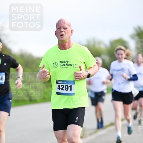 07.04.2024 - 43. Internationalen Wilhelmsburger Insellauf Dr. Thomas Lammeyer http://msf.ph/oto/6049562 07.04.2024 11:15:14 Laufen 58, 8, 4291 meine-sportfotos.de