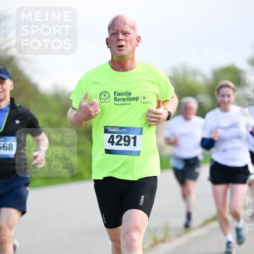 07.04.2024 - 43. Internationalen Wilhelmsburger Insellauf Dr. Thomas Lammeyer http://msf.ph/oto/6049563 07.04.2024 11:15:14 Laufen 568, 4291 meine-sportfotos.de