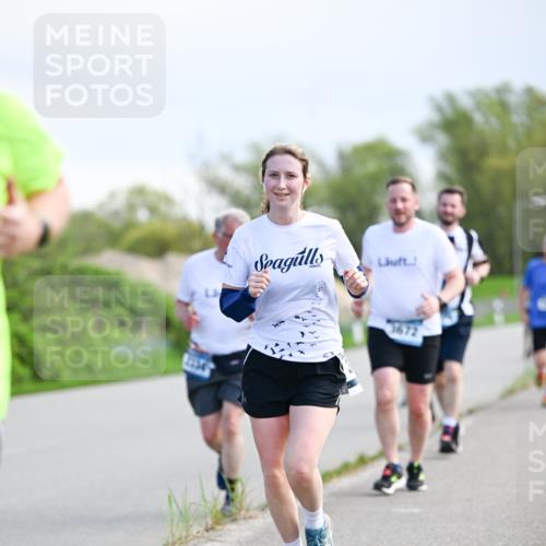 07.04.2024 - 43. Internationalen Wilhelmsburger Insellauf Dr. Thomas Lammeyer http://msf.ph/oto/6049565 07.04.2024 11:15:15 Laufen 1672 meine-sportfotos.de