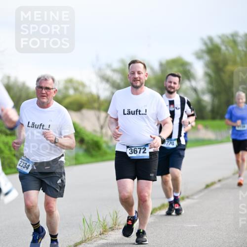 07.04.2024 - 43. Internationalen Wilhelmsburger Insellauf Dr. Thomas Lammeyer http://msf.ph/oto/6049572 07.04.2024 11:15:16 Laufen 2334, 3672, 8774, 256 meine-sportfotos.de