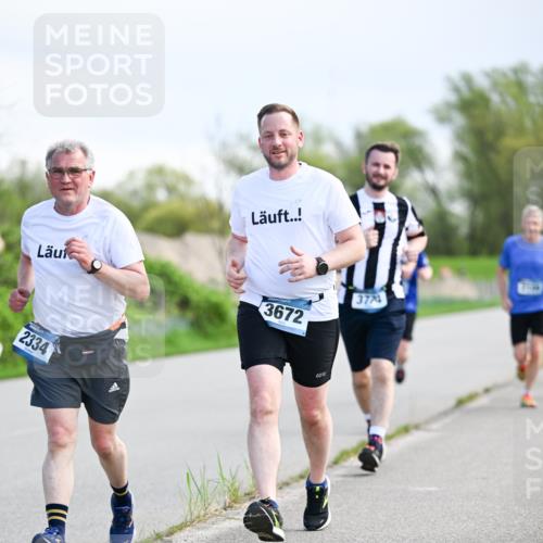 07.04.2024 - 43. Internationalen Wilhelmsburger Insellauf Dr. Thomas Lammeyer http://msf.ph/oto/6049573 07.04.2024 11:15:16 Laufen 3672, 2334, 3774 meine-sportfotos.de