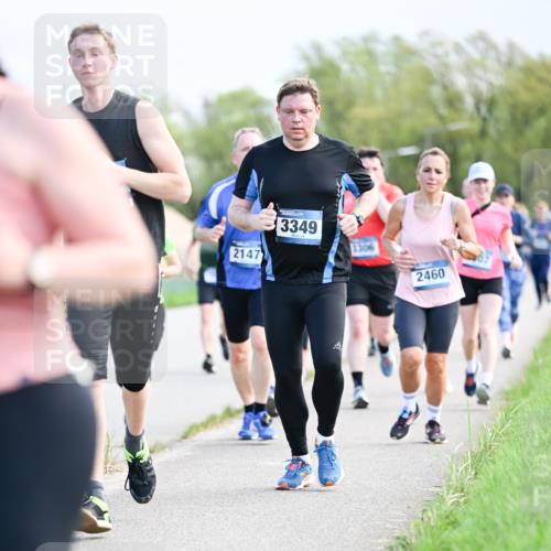 07.04.2024 - 43. Internationalen Wilhelmsburger Insellauf Dr. Thomas Lammeyer http://msf.ph/oto/6049638 07.04.2024 11:15:29 Laufen 2147, 3349, 1106, 2460 meine-sportfotos.de