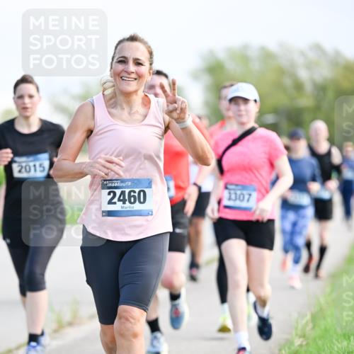 07.04.2024 - 43. Internationalen Wilhelmsburger Insellauf Dr. Thomas Lammeyer http://msf.ph/oto/6049657 07.04.2024 11:15:32 Laufen 2015, 43, 2460, 1307 meine-sportfotos.de