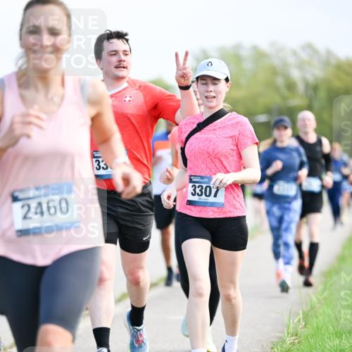 07.04.2024 - 43. Internationalen Wilhelmsburger Insellauf Dr. Thomas Lammeyer http://msf.ph/oto/6049660 07.04.2024 11:15:32 Laufen 8, 2460, 33, 3307 meine-sportfotos.de