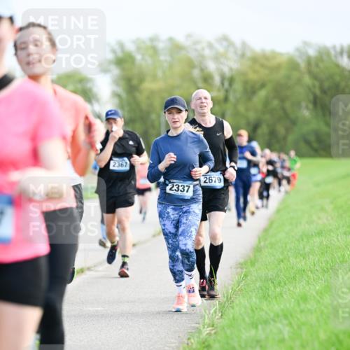 07.04.2024 - 43. Internationalen Wilhelmsburger Insellauf Dr. Thomas Lammeyer http://msf.ph/oto/6049665 07.04.2024 11:15:34 Laufen 2367, 2337, 2679 meine-sportfotos.de