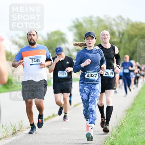 07.04.2024 - 43. Internationalen Wilhelmsburger Insellauf Dr. Thomas Lammeyer http://msf.ph/oto/6049670 07.04.2024 11:15:35 Laufen 3448, 2367, 2679, 2337 meine-sportfotos.de