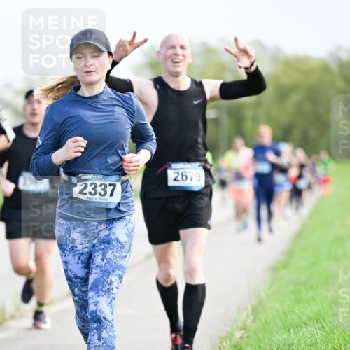 07.04.2024 - 43. Internationalen Wilhelmsburger Insellauf Dr. Thomas Lammeyer http://msf.ph/oto/6049677 07.04.2024 11:15:36 Laufen 2337, 15, 2679 meine-sportfotos.de