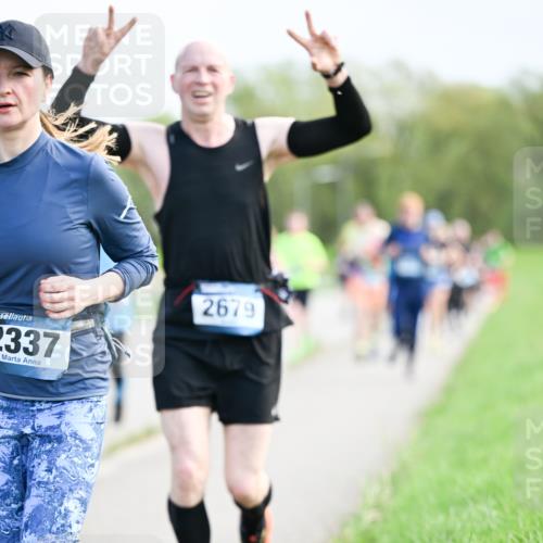 07.04.2024 - 43. Internationalen Wilhelmsburger Insellauf Dr. Thomas Lammeyer http://msf.ph/oto/6049681 07.04.2024 11:15:37 Laufen 2337, 2679 meine-sportfotos.de