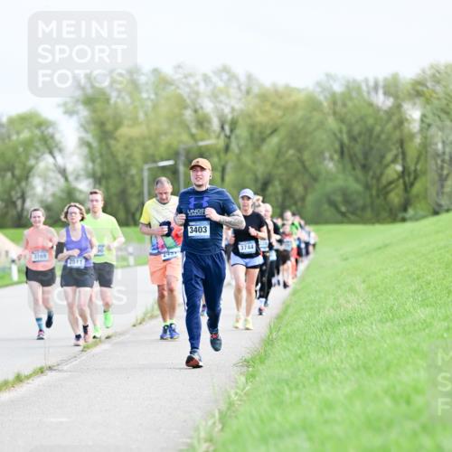 07.04.2024 - 43. Internationalen Wilhelmsburger Insellauf Dr. Thomas Lammeyer http://msf.ph/oto/6049688 07.04.2024 11:15:39 Laufen 3169, 2511, 2459, 3403, 3744 meine-sportfotos.de