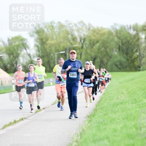 07.04.2024 - 43. Internationalen Wilhelmsburger Insellauf Dr. Thomas Lammeyer http://msf.ph/oto/6049690 07.04.2024 11:15:39 Laufen 3169, 2511, 3160, 245, 3403, 3744 meine-sportfotos.de