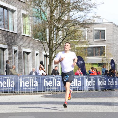 07.04.2024 - 43. Internationalen Wilhelmsburger Insellauf Strokosch-Dieckow http://msf.ph/oto/6049703 07.04.2024 11:18:27 Ziel 2372, 4272 meine-sportfotos.de