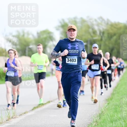 07.04.2024 - 43. Internationalen Wilhelmsburger Insellauf Dr. Thomas Lammeyer http://msf.ph/oto/6049709 07.04.2024 11:15:42 Laufen 2511, 3403, 3744 meine-sportfotos.de