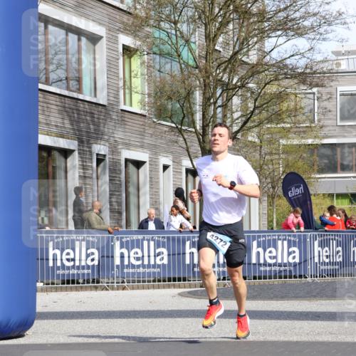 07.04.2024 - 43. Internationalen Wilhelmsburger Insellauf Strokosch-Dieckow http://msf.ph/oto/6049730 07.04.2024 11:18:28 Ziel 2372, 4272 meine-sportfotos.de