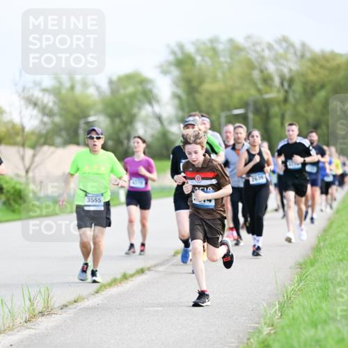 07.04.2024 - 43. Internationalen Wilhelmsburger Insellauf Dr. Thomas Lammeyer http://msf.ph/oto/6049759 07.04.2024 11:15:52 Laufen 3555, 4376, 26, 35 meine-sportfotos.de