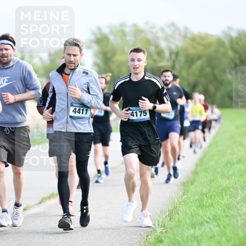 07.04.2024 - 43. Internationalen Wilhelmsburger Insellauf Dr. Thomas Lammeyer http://msf.ph/oto/6049791 07.04.2024 11:15:57 Laufen 4411, 4175 meine-sportfotos.de