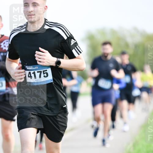 07.04.2024 - 43. Internationalen Wilhelmsburger Insellauf Dr. Thomas Lammeyer http://msf.ph/oto/6049803 07.04.2024 11:16:00 Laufen 3, 4175 meine-sportfotos.de