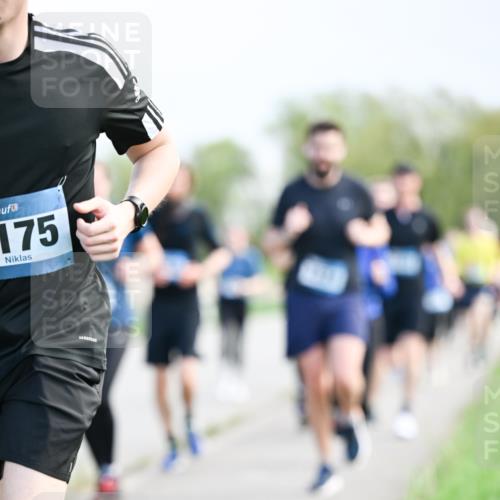 07.04.2024 - 43. Internationalen Wilhelmsburger Insellauf Dr. Thomas Lammeyer http://msf.ph/oto/6049806 07.04.2024 11:16:00 Laufen 175 meine-sportfotos.de