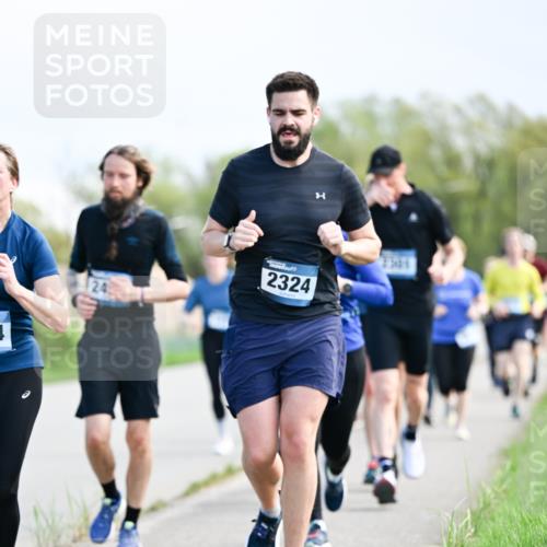 07.04.2024 - 43. Internationalen Wilhelmsburger Insellauf Dr. Thomas Lammeyer http://msf.ph/oto/6049812 07.04.2024 11:16:01 Laufen 1, 24, 2324, 2301 meine-sportfotos.de