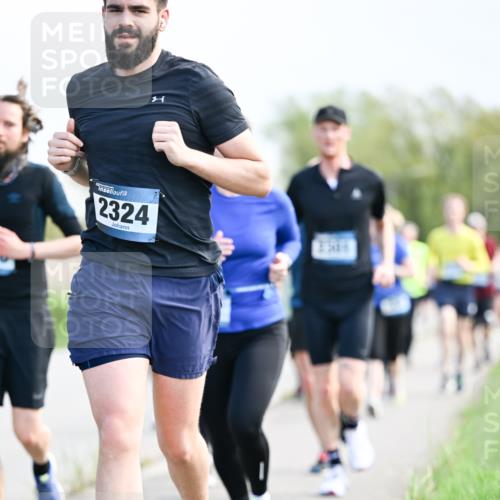 07.04.2024 - 43. Internationalen Wilhelmsburger Insellauf Dr. Thomas Lammeyer http://msf.ph/oto/6049818 07.04.2024 11:16:02 Laufen 2324 meine-sportfotos.de