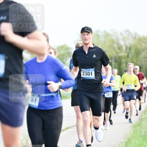 07.04.2024 - 43. Internationalen Wilhelmsburger Insellauf Dr. Thomas Lammeyer http://msf.ph/oto/6049820 07.04.2024 11:16:03 Laufen 761, 2301, 3830 meine-sportfotos.de