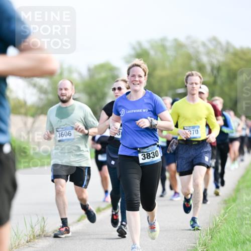 07.04.2024 - 43. Internationalen Wilhelmsburger Insellauf Dr. Thomas Lammeyer http://msf.ph/oto/6049837 07.04.2024 11:16:06 Laufen 3606, 3830, 970 meine-sportfotos.de