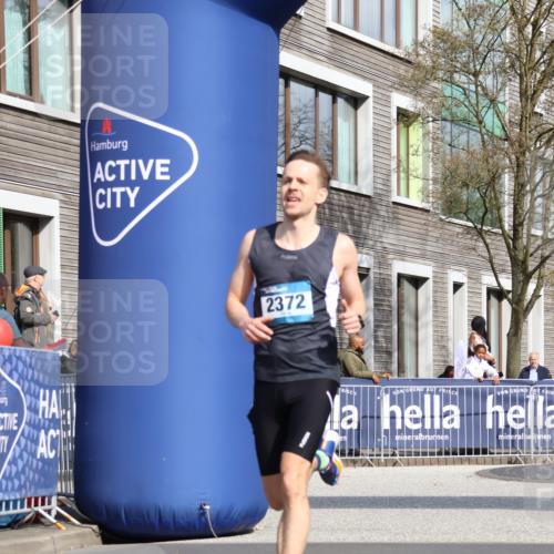 07.04.2024 - 43. Internationalen Wilhelmsburger Insellauf Strokosch-Dieckow http://msf.ph/oto/6049838 07.04.2024 11:18:23 Ziel 2372, 4272 meine-sportfotos.de