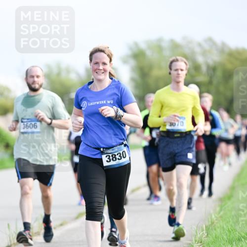 07.04.2024 - 43. Internationalen Wilhelmsburger Insellauf Dr. Thomas Lammeyer http://msf.ph/oto/6049841 07.04.2024 11:16:06 Laufen 3606, 3830, 3070 meine-sportfotos.de