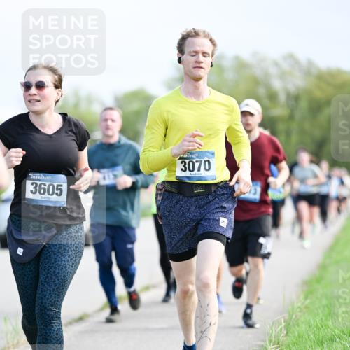 07.04.2024 - 43. Internationalen Wilhelmsburger Insellauf Dr. Thomas Lammeyer http://msf.ph/oto/6049849 07.04.2024 11:16:08 Laufen 43, 3605, 3070 meine-sportfotos.de