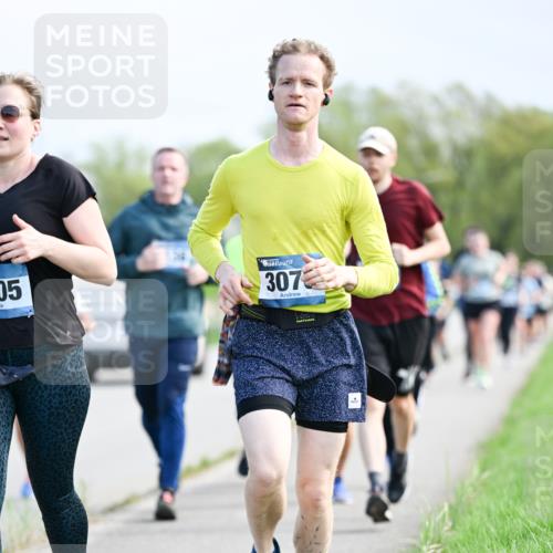 07.04.2024 - 43. Internationalen Wilhelmsburger Insellauf Dr. Thomas Lammeyer http://msf.ph/oto/6049851 07.04.2024 11:16:08 Laufen 05, 307 meine-sportfotos.de