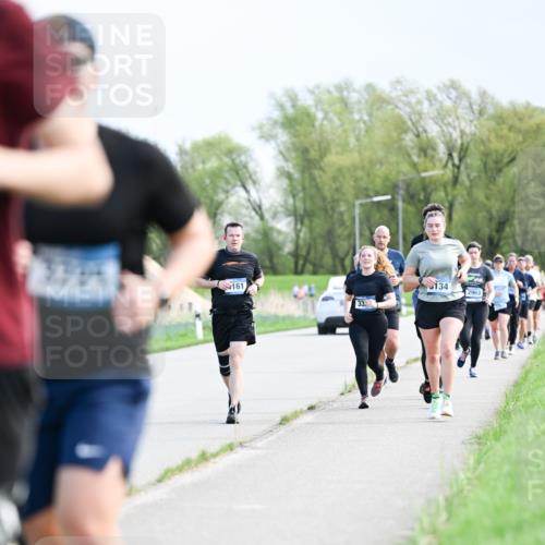07.04.2024 - 43. Internationalen Wilhelmsburger Insellauf Dr. Thomas Lammeyer http://msf.ph/oto/6049870 07.04.2024 11:16:11 Laufen 161, 332, 134, 2963 meine-sportfotos.de