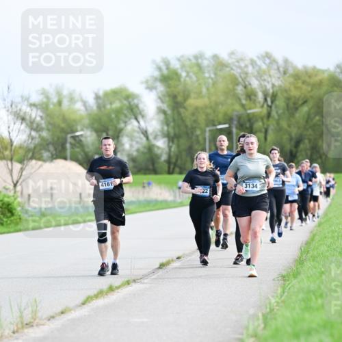 07.04.2024 - 43. Internationalen Wilhelmsburger Insellauf Dr. Thomas Lammeyer http://msf.ph/oto/6049873 07.04.2024 11:16:12 Laufen 4161, 22, 16, 963, 3134 meine-sportfotos.de