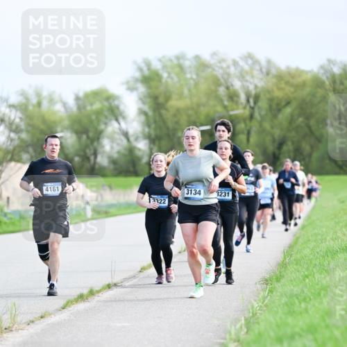 07.04.2024 - 43. Internationalen Wilhelmsburger Insellauf Dr. Thomas Lammeyer http://msf.ph/oto/6049882 07.04.2024 11:16:13 Laufen 4161, 3134, 3231, 3322 meine-sportfotos.de
