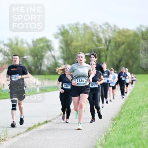 07.04.2024 - 43. Internationalen Wilhelmsburger Insellauf Dr. Thomas Lammeyer http://msf.ph/oto/6049884 07.04.2024 11:16:14 Laufen 416, 3322, 3134, 3231 meine-sportfotos.de