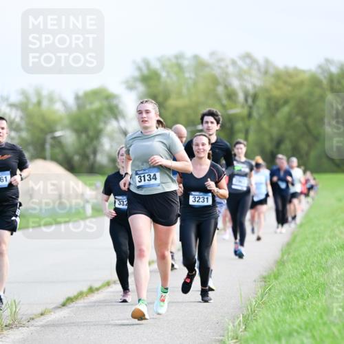 07.04.2024 - 43. Internationalen Wilhelmsburger Insellauf Dr. Thomas Lammeyer http://msf.ph/oto/6049889 07.04.2024 11:16:15 Laufen 61, 332, 3134, 3231 meine-sportfotos.de
