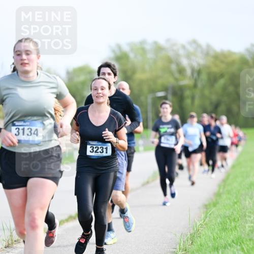 07.04.2024 - 43. Internationalen Wilhelmsburger Insellauf Dr. Thomas Lammeyer http://msf.ph/oto/6049900 07.04.2024 11:16:17 Laufen 3134, 3231 meine-sportfotos.de