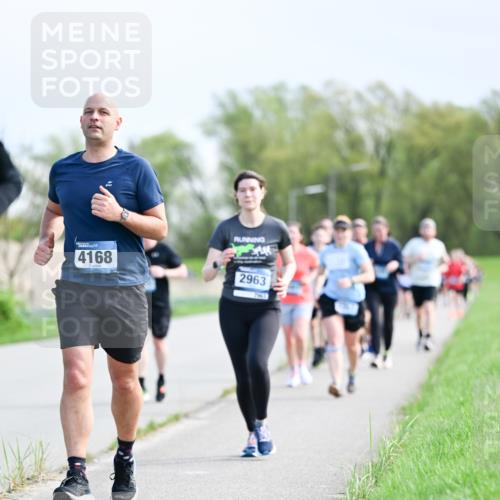 07.04.2024 - 43. Internationalen Wilhelmsburger Insellauf Dr. Thomas Lammeyer http://msf.ph/oto/6049914 07.04.2024 11:16:19 Laufen 4168, 2963 meine-sportfotos.de