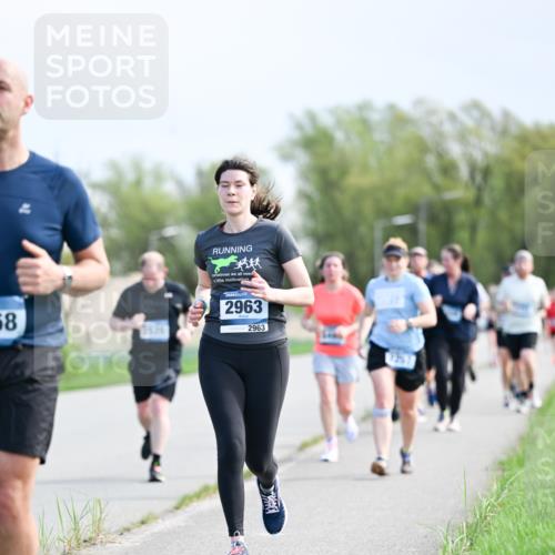 07.04.2024 - 43. Internationalen Wilhelmsburger Insellauf Dr. Thomas Lammeyer http://msf.ph/oto/6049923 07.04.2024 11:16:20 Laufen 58, 2963, 2963 meine-sportfotos.de