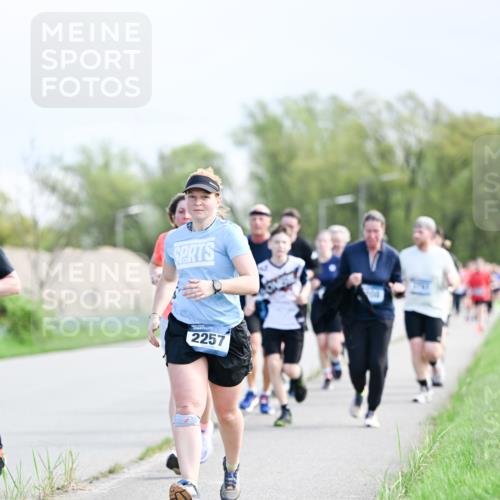 07.04.2024 - 43. Internationalen Wilhelmsburger Insellauf Dr. Thomas Lammeyer http://msf.ph/oto/6049939 07.04.2024 11:16:23 Laufen 2257 meine-sportfotos.de
