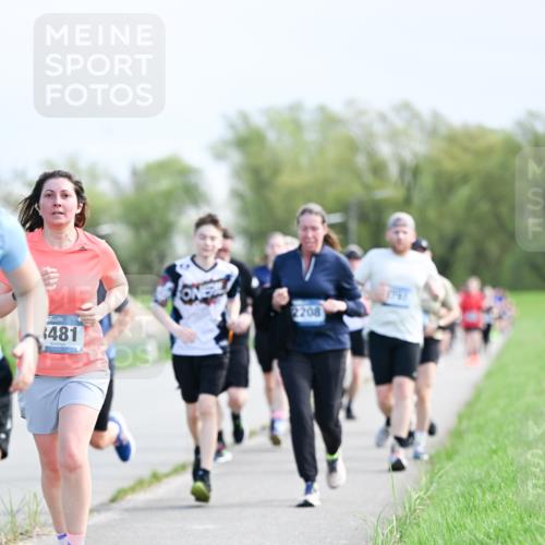07.04.2024 - 43. Internationalen Wilhelmsburger Insellauf Dr. Thomas Lammeyer http://msf.ph/oto/6049949 07.04.2024 11:16:25 Laufen 8481, 2208 meine-sportfotos.de