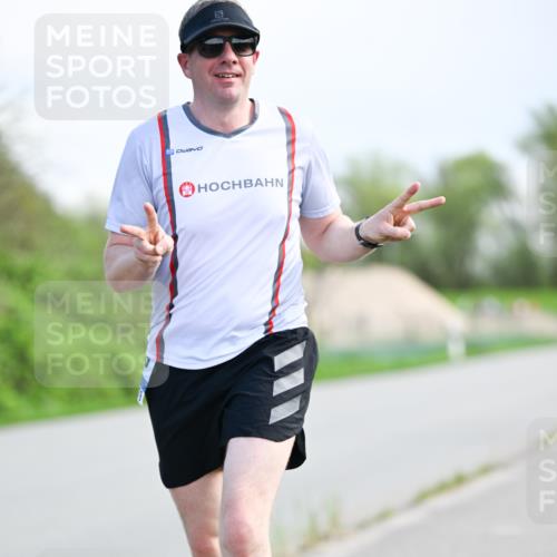 07.04.2024 - 43. Internationalen Wilhelmsburger Insellauf Dr. Thomas Lammeyer http://msf.ph/oto/6049995 07.04.2024 11:16:33 Laufen  meine-sportfotos.de