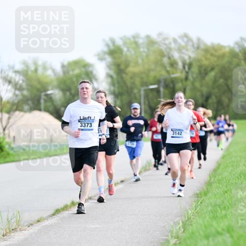 07.04.2024 - 43. Internationalen Wilhelmsburger Insellauf Dr. Thomas Lammeyer http://msf.ph/oto/6050000 07.04.2024 11:16:38 Laufen 3373, 3142 meine-sportfotos.de