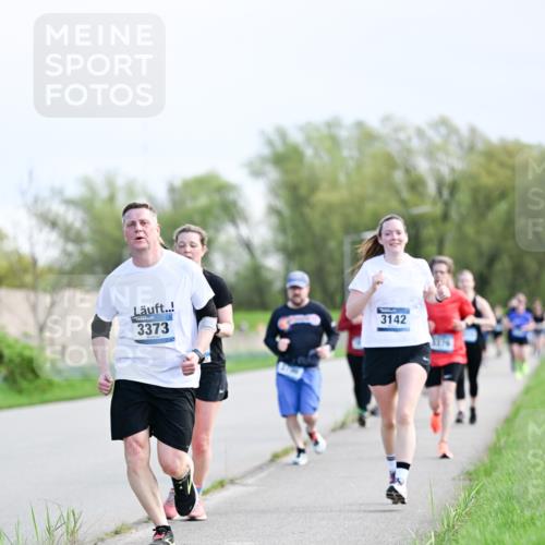07.04.2024 - 43. Internationalen Wilhelmsburger Insellauf Dr. Thomas Lammeyer http://msf.ph/oto/6050007 07.04.2024 11:16:39 Laufen 3373, 3142 meine-sportfotos.de